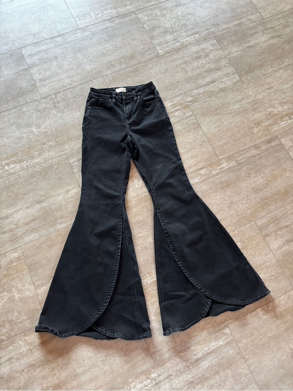 Shyanne Black Scalloped Hem Western Flare Jeans